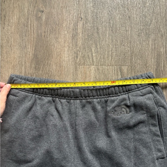The North Face Charcoal Joggers - Picture 3 of 5